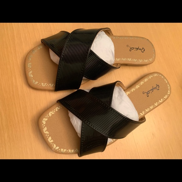 Shoes - Black Sandals